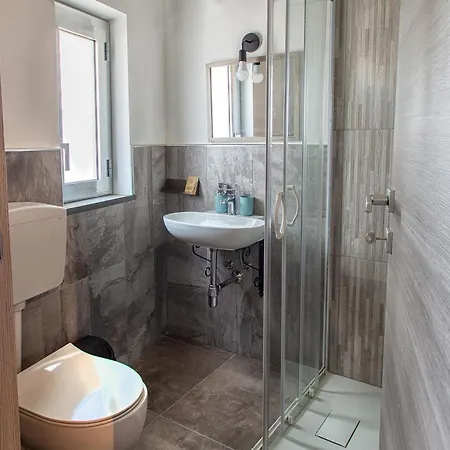Tredici Guest house Favara
